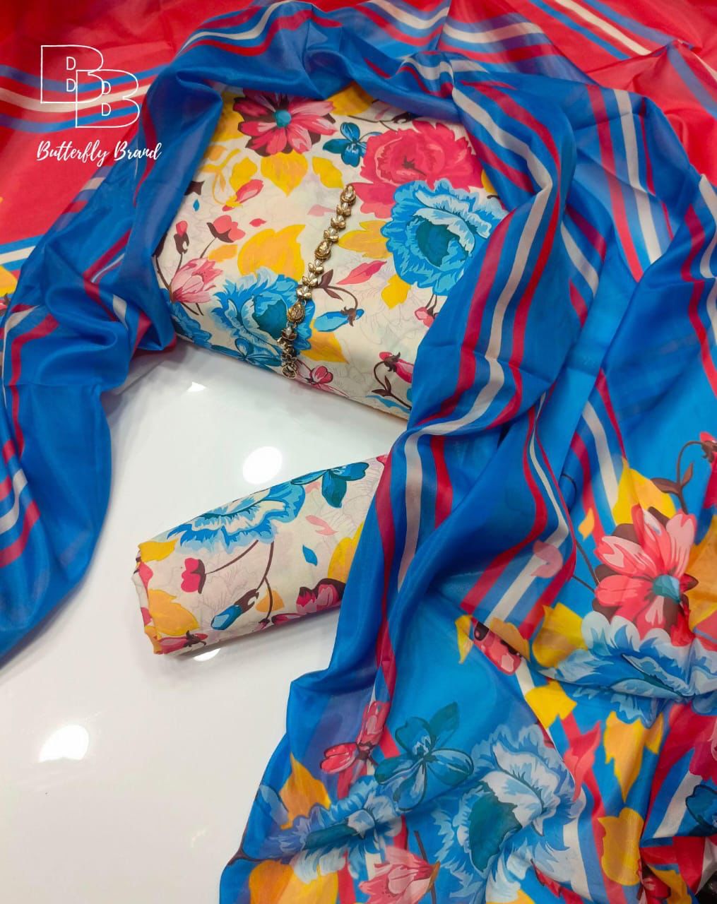 Printed Lawn 3Piece suit