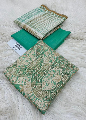 Chiken Kari Khaddar 3 Piece Suit